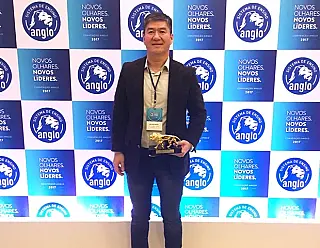 Anglo de Dourados é premiado como o quinto melhor do Brasil