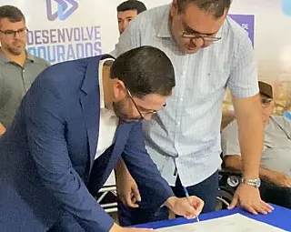 Professor Carlos é o novo secretário de Educação