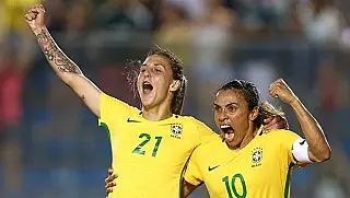 Brasil derrota Suécia por 5 a 1 e futebol feminino garante classificação
