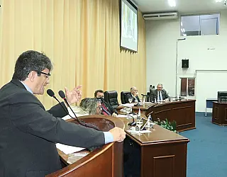 Vereadores avaliam prós e contras do 'Passaporte Sanitário'
