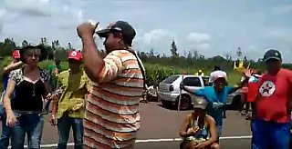 Trabalhadores rurais liberam BR-163 após 3 horas de bloqueio