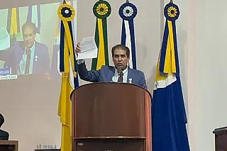 Souza propõe PPPs para Marçal inovar na gestão