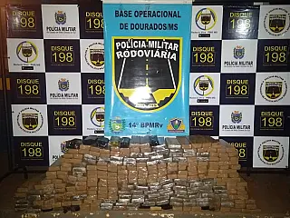 Carro com 211 kg de maconha é apreendido em rodovia de MS