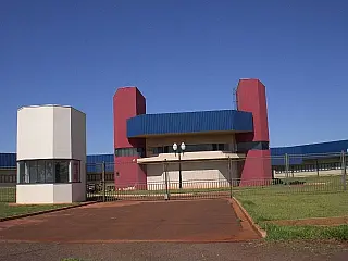 Promotor suspende contratações temporárias e manda prefeita chamar 754 efetivos na Educação