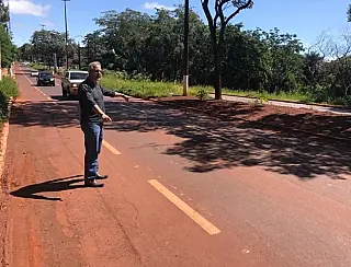 Sergio Nogueira alerta para qualidade de obra realizada na Presidente Vargas