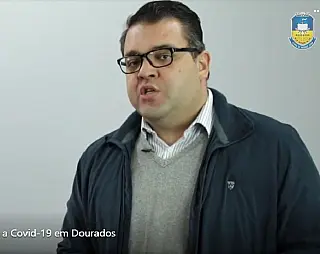 Prefeito faz live, relata números preocupantes, mas não adota medidas mais severas à Covid
