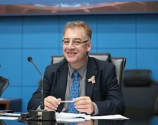 Nos 88 anos de Dourados, Neno se declara