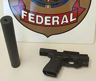 Homem suspeito de atear fogo em viaturas do Gaeco é preso na Capital