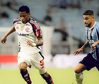 Flamengo embalado recebe o Grêmio