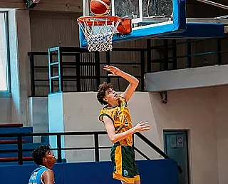 Atletas de Ponta Porã jogam basquete na Sérvia