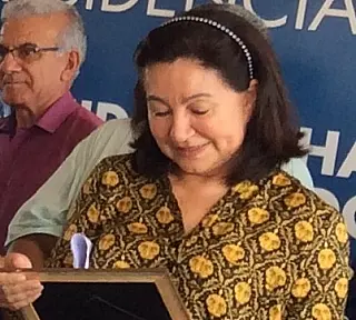 Délia diz que vai deixar Prefeitura e voltar aos movimentos sociais