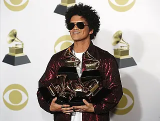 O grande vencedor do Grammy 2018 é o cantor havaiano Bruno Mars
