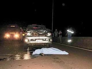 Indígena se joga sobre caminhonete e morre atropelada em Itaporã
