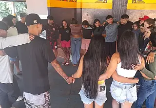Residentes do HU dão suporte a candidatos indígenas