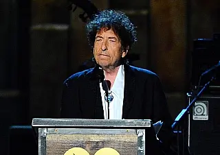 Ganhador do Nobel de Literatura, Bob Dylan é acusado de plágio
