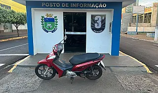 PM recupera motocicleta abandonada