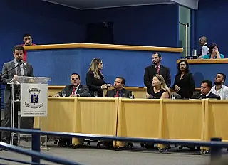 Daniela participa de audiência sobre Uber na capital do Estado