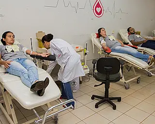 Trote solidário da Unigran inclui campanhas de doação de sangue