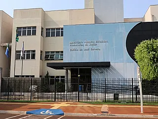 Chorume de aterro sanitário incomoda moradores