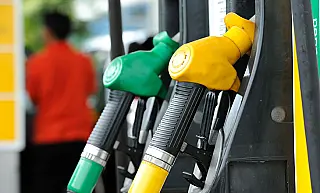 Gasolina e diesel ficam 15 e 12 centavos mais caros nas bombas nesta quinta
