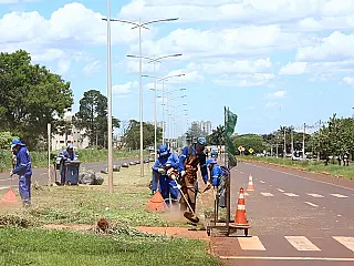 Mutirão de limpeza já atinge 80% da cidade, diz Semsur
