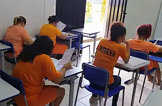 Mais de 3,2 mil custodiados realizam provas nesta terça