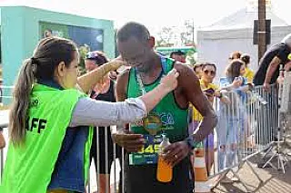 Douradense bate recorde e vence Maratona de Campo Grande