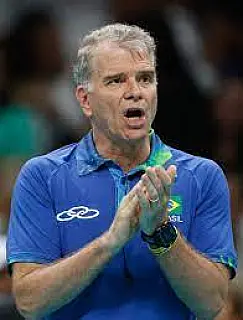 Bernardinho assume o comando da seleção masculina de vôlei