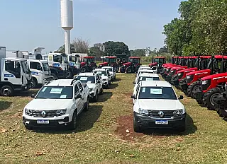 Governo entrega R$ 8 milhões em equipamentos