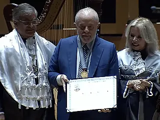 Lula participa de comemoração de 90 anos da USP