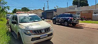 Homem morre durante acidente em rodovia e esposa é encontrada morta esfaqueada dentro de casa