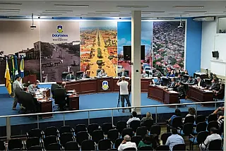 Vereadores solicitam melhorias na infraestrutura de Dourados e distritos