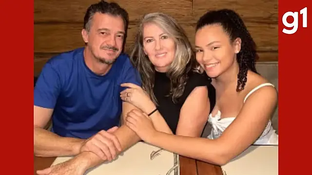 Casal morre e filha fica gravemente ferida