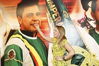 Zilu confere últimos detalhes para o desfile da Imperatriz