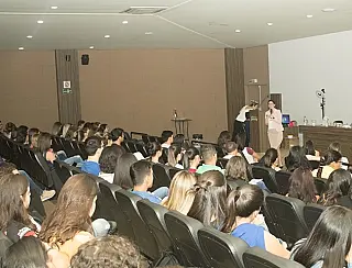 Jornada de Odontologia mostra integração da ação teórica com as práticas
