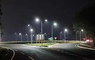 Governo atende Lia Nogueira e ilumina rotatória no Anel Viário 
