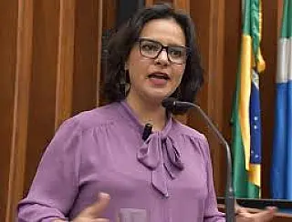 Gleice Jane aprova projeto para distribuição igualitária de recursos