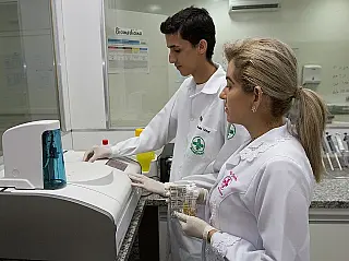 Biomedicina da Unigran aprova alunos para curso de mestrado