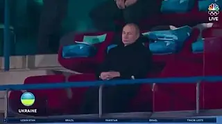 Putin 'dorme' durante desfile da delegação da Ucrânia