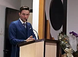 Lucas Foroni toma posse e anuncia nova história em Rio Brilhante