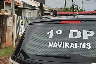 Mulher é esfaqueada pelo ex, que é linchado por vizinhos