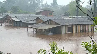 Ciclone extratropical mata 4 no RS; em SC, tempestade deixa 1 morto
