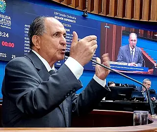 Fim da escala 6x1 é populista e ameaça emprego, diz Zé Teixeira