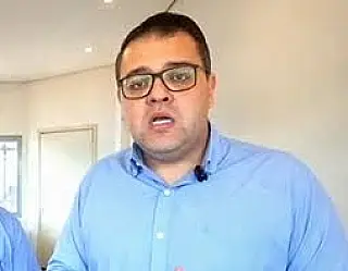 Alan diz que vai construir o Piso de 20 horas para professores