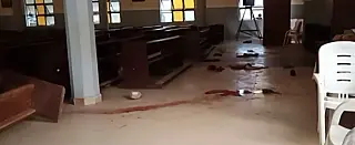 Homens armados matam 50 pessoas em igreja católica na Nigéria
