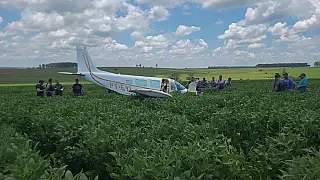 Avião que fez pouso forçado em área rural e levava mais de 500 kg de cocaína é de empresário de MS