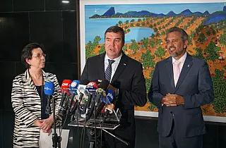 Riedel busca mais dinheiro do BNDES para o Estado