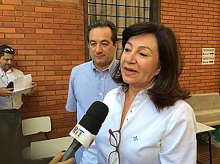 Justiça Eleitoral aprova contas de Délia para ser prefeita