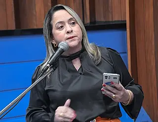 Lia Nogueira defende atendimento 24h nas delegacias da mulher