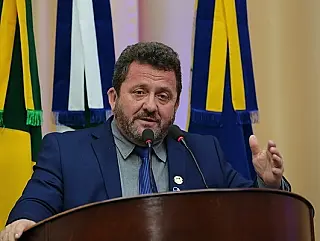 Laudir pede operação tapa-buracos para vários bairros